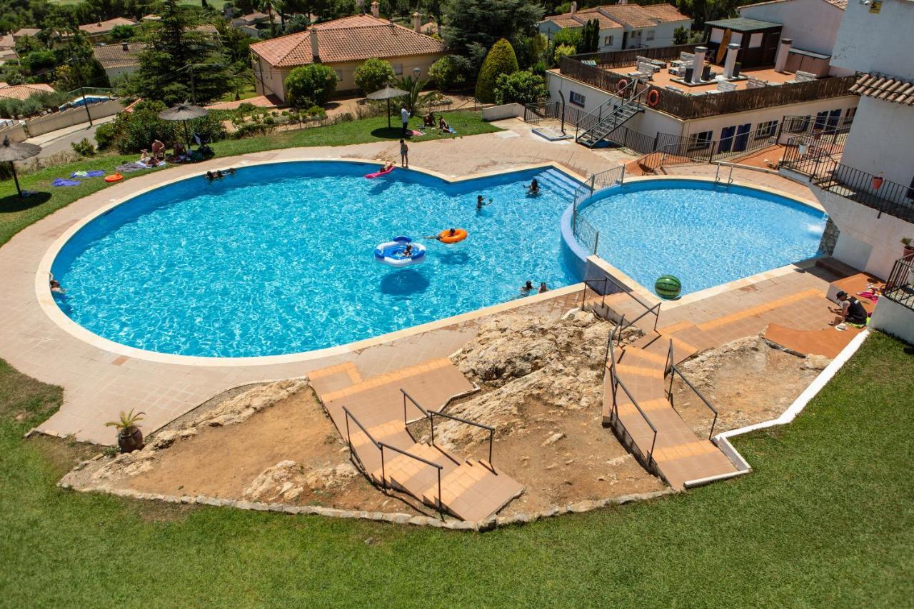 ל'אסטרטיט Rvapartaments Club Torrevella מראה חיצוני תמונה